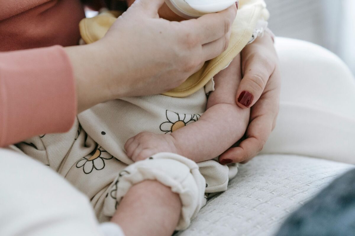 voedingsschema baby 1 maand blog